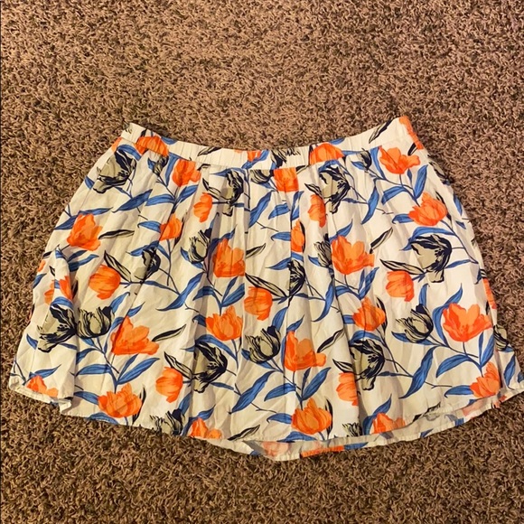 Old Navy Dresses & Skirts - Old navy skirt Old Navy Dresses & Skirts - Old navy skirt